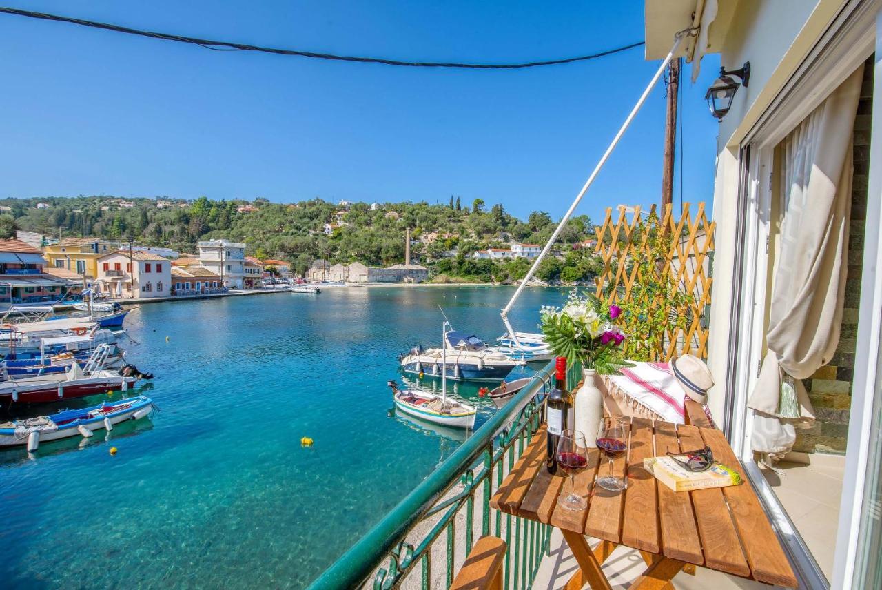 Loggos Panoramic Views Electra By Konnect Daire Longós Dış mekan fotoğraf